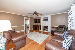 102 Joel Ct, Cary, NC 27513 - Photo 8