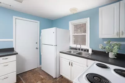 818 Belvin Avenue, Durham, NC 27704 - Photo 6