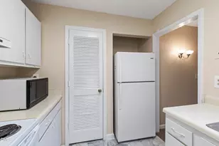 105 Tracy Ct, Cary, NC 27513 - Photo 14