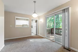 105 Tracy Ct, Cary, NC 27513 - Photo 8