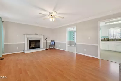 305 River Birch Run, Coats, NC 27521 - Photo 6