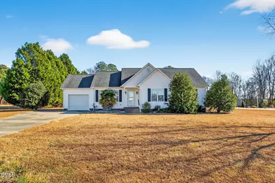 305 River Birch Run, Coats, NC 27521 - Photo 4
