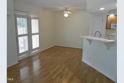 1402 Barton Place Drive, Raleigh, NC 27608 - Photo 6