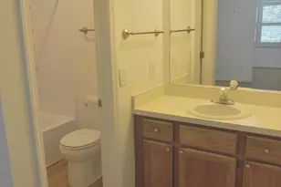 1402 Barton Pl Dr, Raleigh, NC 27608 - Photo 20