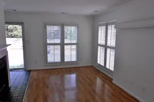 1402 Barton Pl Dr, Raleigh, NC 27608 - Photo 4