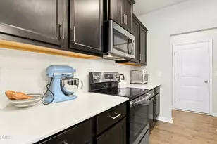 3645 Water Mist Ln, Raleigh, NC 27604 - Photo 10