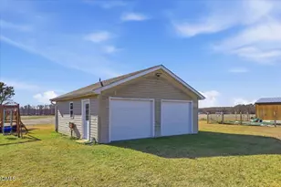 461 Ralph Dail Rd, Mount Olive, NC 28365 - Photo 10