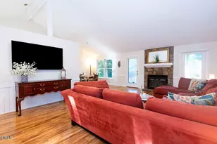 5613 Oldtowne Rd, Raleigh, NC 27612 - Photo 10