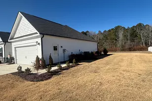 23 Knoll Wy, Sanford, NC 27332 - Photo 2