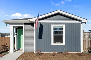 110 Cleat Dr, Surf City, NC 28445 - Photo 2