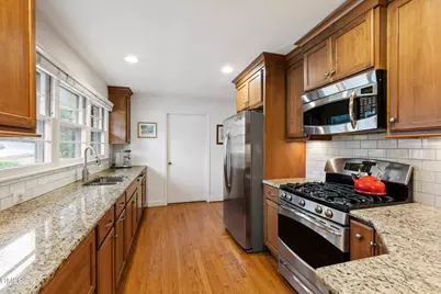 908 Brookwood Drive, Raleigh, NC 27607 - Photo 8