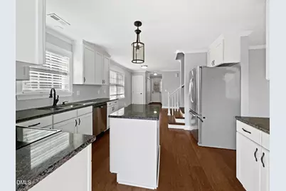 240 Jay Street, Chapel Hill, NC 27516 - Photo 8