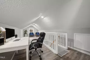 210 N Monroe Ave, Sanford, NC 27330 - Photo 18