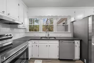 210 N Monroe Ave, Sanford, NC 27330 - Photo 10