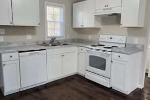 614 Hugh St, Goldsboro, NC 27530 - Photo 8