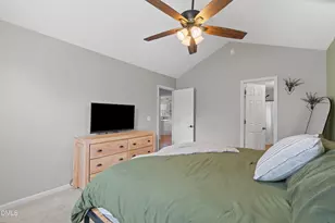 913 E Sanders St, Four Oaks, NC 27524 - Photo 10