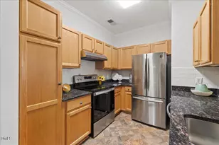 800 Savannah Ridge Rd, Holly Springs, NC 27540 - Photo 12