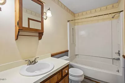 6420 Lakeway Drive, Raleigh, NC 27612 - Photo 26