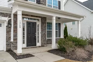 1268 Valley Dale Dr, Fuquay-Varina, NC 27526 - Photo 2