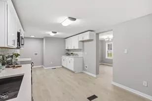 1008 Amanda Ln, Angier, NC 27501 - Photo 6