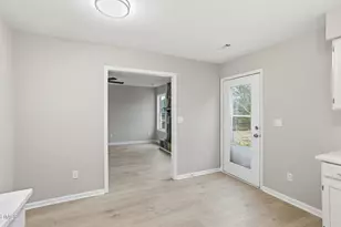 4409 Ellenbrook Dr, Fayetteville, NC 28312 - Photo 12