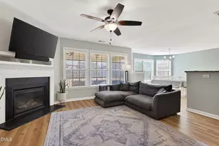 903 Red Oak Tree Dr, Fuquay Varina, NC 27526 - Photo 6