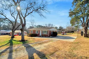 120 Windsor Dr, Wake Forest, NC 27587 - Photo 2