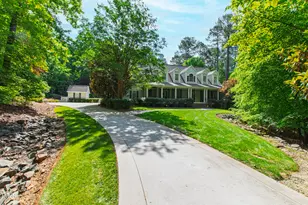 131 Lavinia Ln, Chapel Hill, NC 27516 - Photo 4