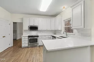 10415 Ashmead Ln, Raleigh, NC 27614 - Photo 14