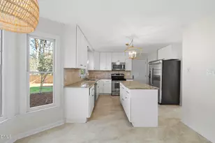 1216 Chimney Hill Dr, Apex, NC 27502 - Photo 14