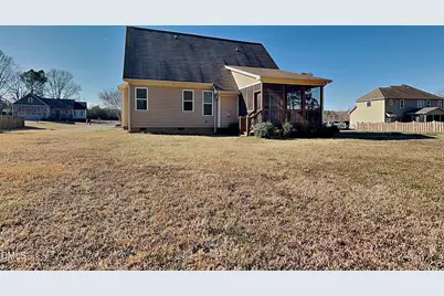 3020 Plantation Glen Drive, Zebulon, NC 27597 - Photo 18