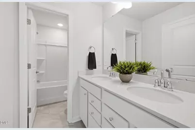 728 Branthurst Drive, Fuquay Varina, NC 27526 - Photo 22