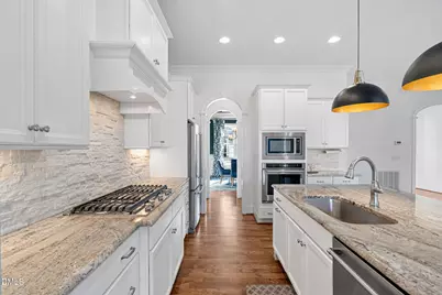 2414 Vetrina Way, Apex, NC 27502 - Photo 8