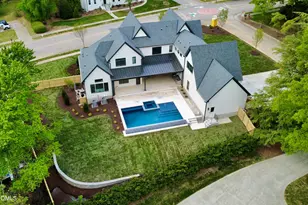 7917 S Bridgewater Ct, Raleigh, NC 27615 - Photo 2