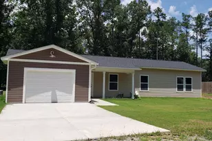 142 Marathon Ln, Fayetteville, NC 28304 - Photo 2