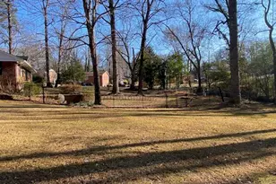 314 Willowood Dr, Henderson, NC 27536 - Photo 2