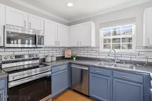 320 Holly Briar Dr, Fuquay Varina, NC 27526 - Photo 16