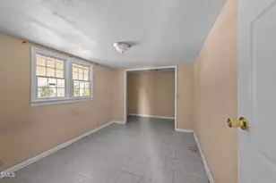 409 W Dr. Martin Luther King Jr. Way, Selma, NC 27576 - Photo 12