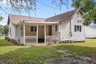 409 W Dr. Martin Luther King Jr. Way, Selma, NC 27576 - Photo 42