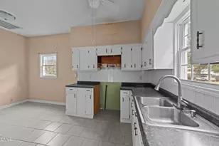 409 W Dr. Martin Luther King Jr. Way, Selma, NC 27576 - Photo 4