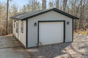 13101 Brantley Woods Rd, Zebulon, NC 27597 - Photo 4