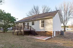 1137 Grovewood Dr, Clayton, NC 27520 - Photo 24