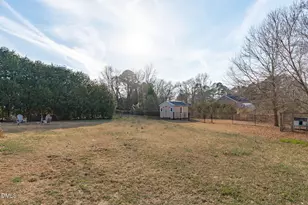 35 Adrian St, Holly Springs, NC 27540 - Photo 34