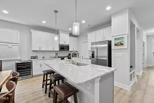 358 Mallard Loop Dr, Clayton, NC 27527 - Photo 2