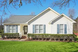 99 Cambridge Dr, Angier, NC 27501 - Photo 2