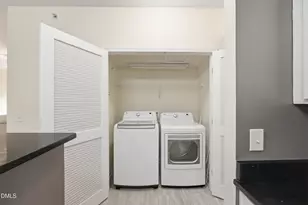 512 Weather Ridge Ln, Cary, NC 27513 - Photo 16