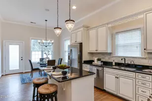 604 Mills St, Raleigh, NC 27608 - Photo 6