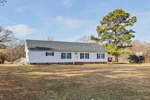 523 County Line Rd, Manson, NC 27553 - Photo 6