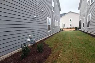 1116 Sparkling Lk Dr, Apex, NC 27523 - Photo 2