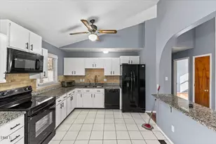 3612 Satellite Ct, Raleigh, NC 27604 - Photo 14